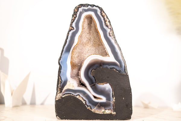 Seltene blau-weiße Spitzenachat-Geode mit weißem Galaxy-Druzy-Kristall