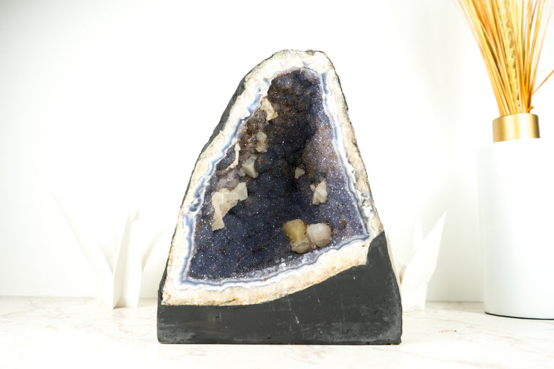 Blaue Spitzenachat-Geode mit Lavendel-Amethyst-Druse, Galaxy-Amethyst-Druse