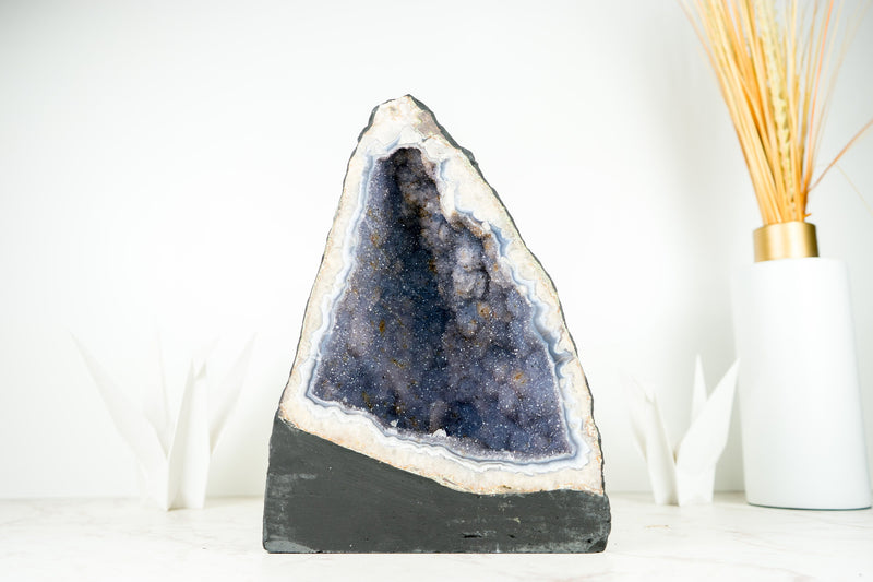 Seltene blaue Spitzenachat-Geode mit Lavendel-Amethyst-Druzy, Galaxy-Amethyst-Druzy