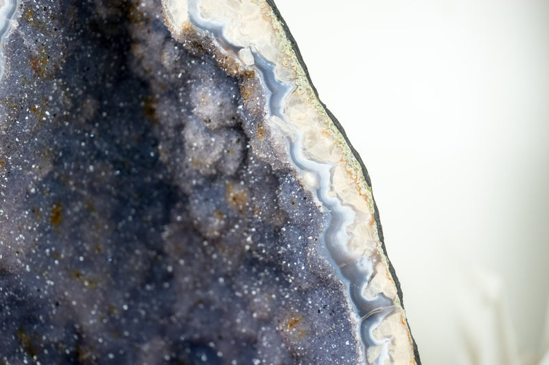 Seltene blaue Spitzenachat-Geode mit Lavendel-Amethyst-Druzy, Galaxy-Amethyst-Druzy