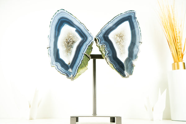 Agate Geode Butterfly Wings Blue and White Agate Banding