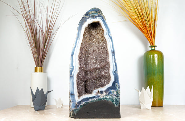 Seltene weiße und blaue Spitzenachat-Geode mit goldenem Goethit und Galaxy Druzy