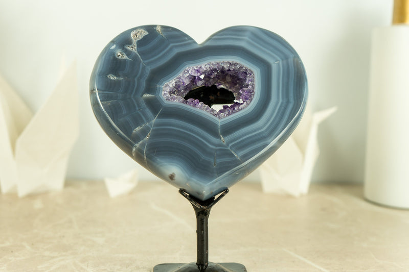 Wunderschönes blaues Spitzenachat-Herz mit tiefviolettem Amethyst-Druzy, doppelseitig