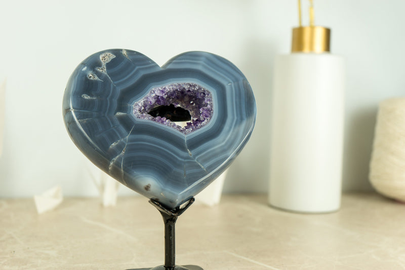 Wunderschönes blaues Spitzenachat-Herz mit tiefviolettem Amethyst-Druzy, doppelseitig